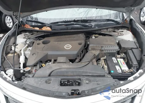 2015 Nissan Altima 2.5/2.5 S/2.5 Sl/2.5 Sv из США, поврежденный, VIN 1N4AL3APXFC258922